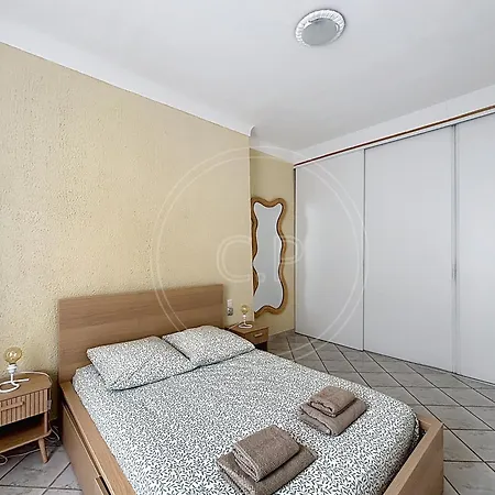 Figalou - 3 Etoiles - 4 Pers - 1 - Grand Calme - Centre - Lc13 *